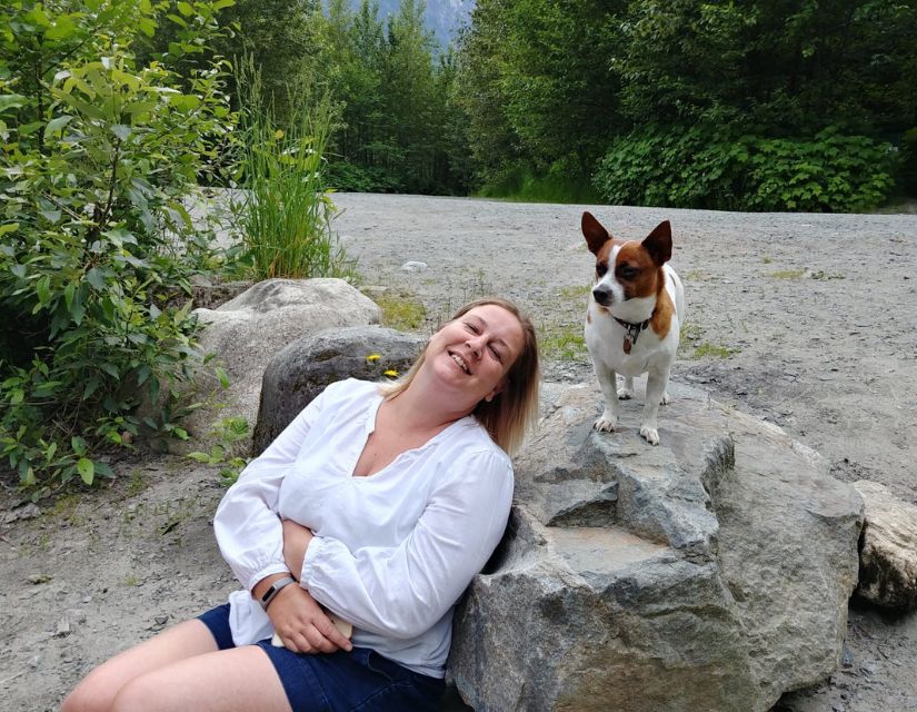 dog trainer Rebecca Jennings with her dog